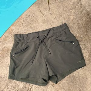 Champion Hybrid Shorts